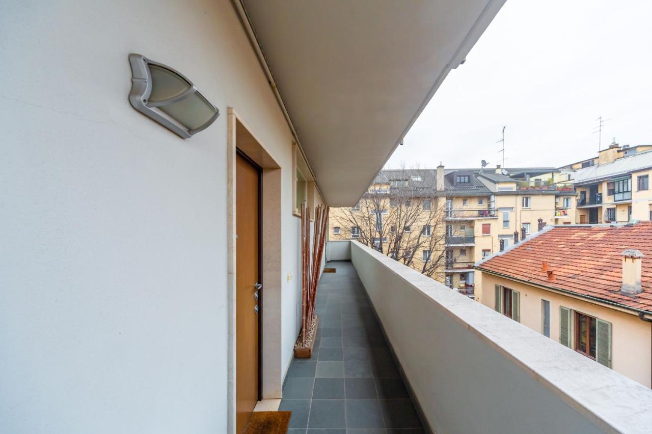 Cozy Apt - Corso Vercelli & Conciliazione M1 Mailand Exterior foto