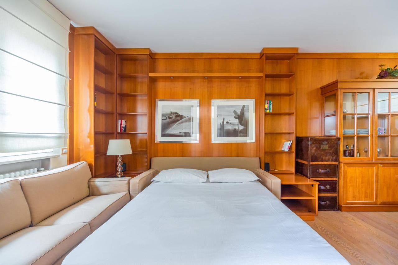 Cozy Apt - Corso Vercelli & Conciliazione M1 Mailand Exterior foto
