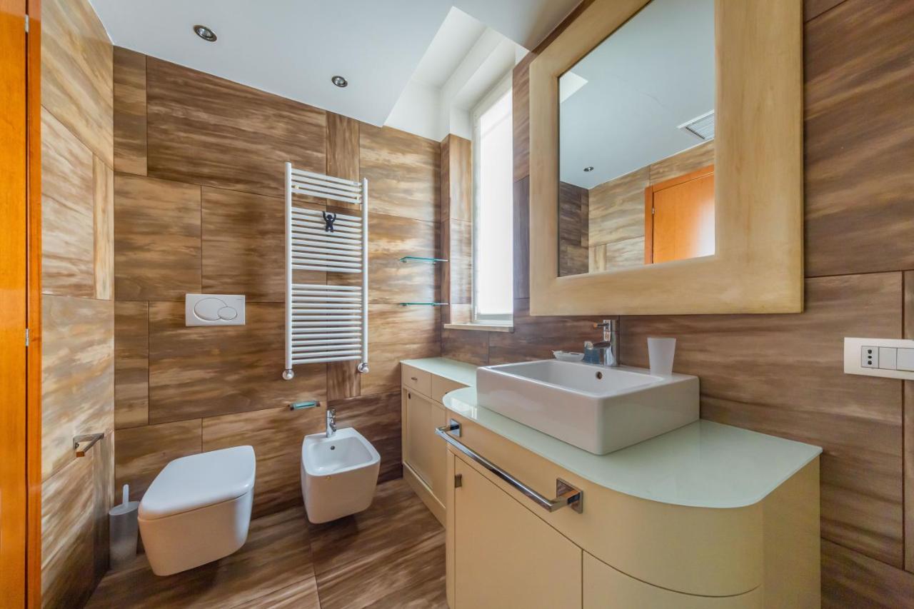 Cozy Apt - Corso Vercelli & Conciliazione M1 Mailand Exterior foto