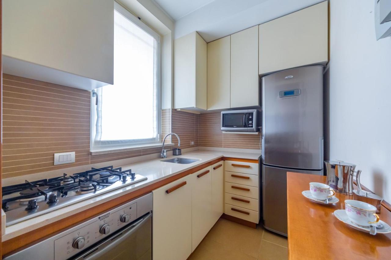 Cozy Apt - Corso Vercelli & Conciliazione M1 Mailand Exterior foto