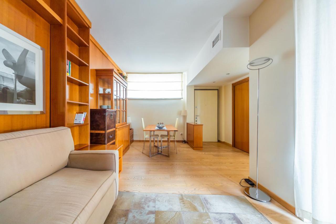 Cozy Apt - Corso Vercelli & Conciliazione M1 Mailand Exterior foto