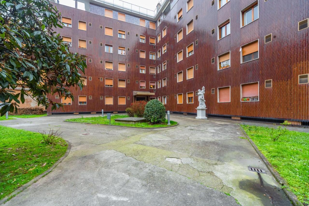 Cozy Apt - Corso Vercelli & Conciliazione M1 Mailand Exterior foto